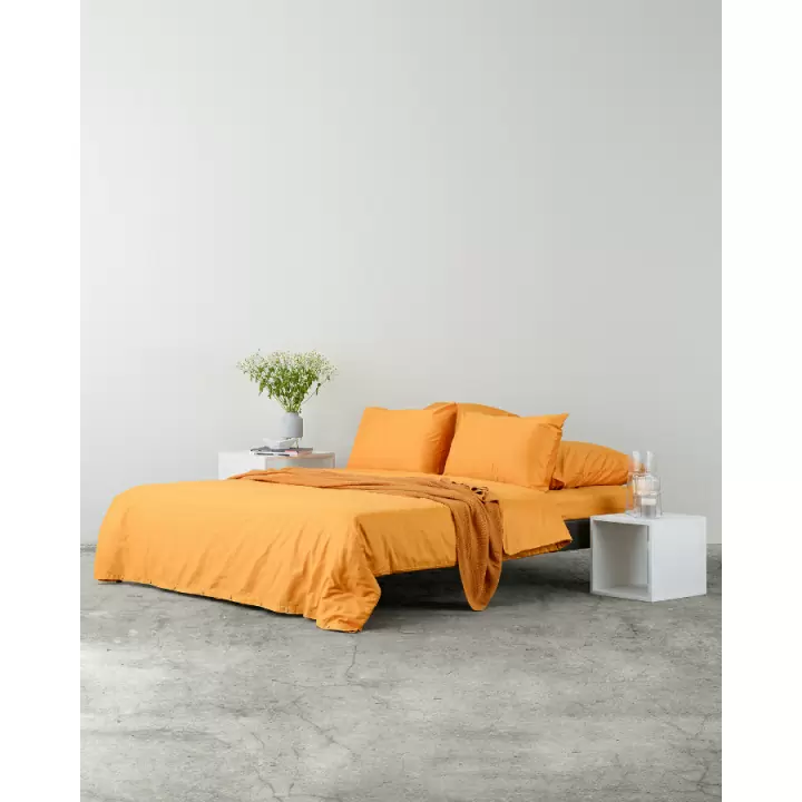 Комплект постельного белья полутораспальный из сатина цвета шафрана из коллекции wild