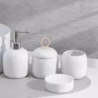 Набор аксессуаров для ванной комнаты Доляна Monro, 4 предмета, белый