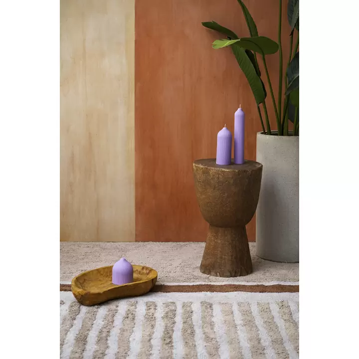 Свеча декоративная цвета лаванды из коллекции edge, 16,5см