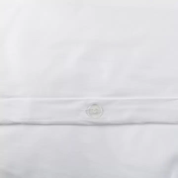 Комплект постельного белья из сатина белого цвета из египетского хлопка из коллекции essential, пододеяльник 200x220, 2 наволочки (50x70)