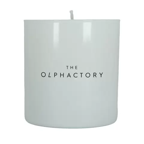 Свеча ароматическая the olphactory, white insignia, amber whisper, 60 ч