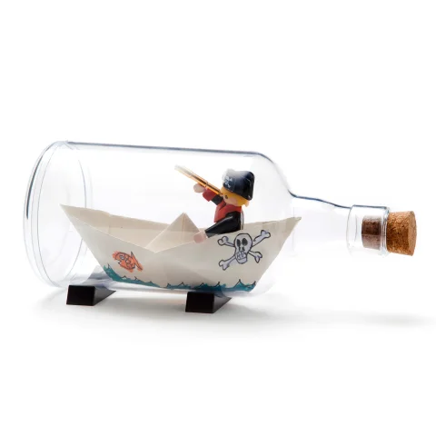 Декоративная бутылка Peleg Design Impossible Bottle