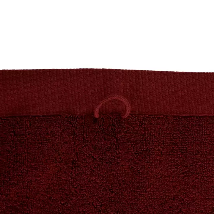 Полотенце для лица бордового цвета