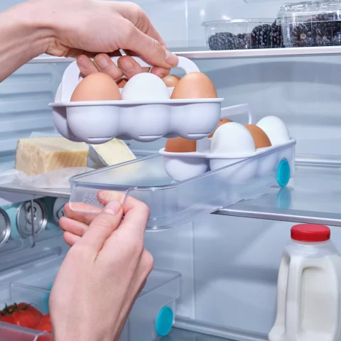 Подставка для хранения яиц в холодильник Joseph Joseph FridgeStore