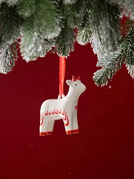 Ёлочная игрушка Символ года белоснежного цвета из коллекции new year essential