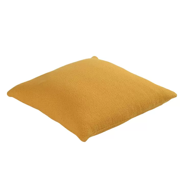 Подушка декоративная  цвета шафрана  Essential, 45х45 см