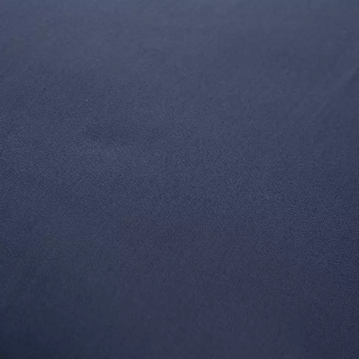 Простыня на резинке из сатина темно-синего цвета из коллекции essential, 160х200х28 см