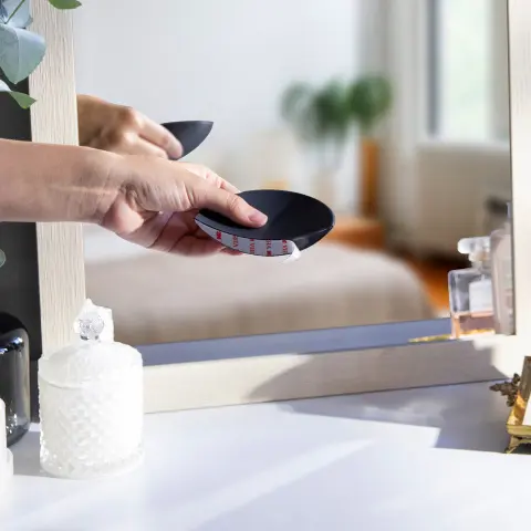 Полочка для украшений на зеркало Peleg Design Reflectrays — самоклеящиеся лотки, набор 3 шт