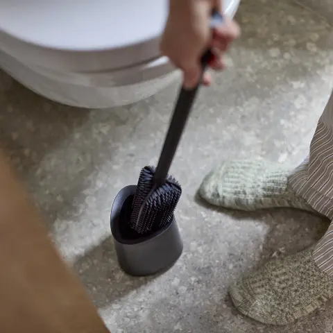 Ершик для унитаза с подставкой Joseph Joseph Flex 360 Lite, черный матовый