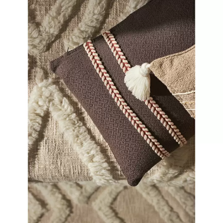 Подушка декоративная базовая braids серо-коричневого цвета из коллекции ethnic, 30х45 см