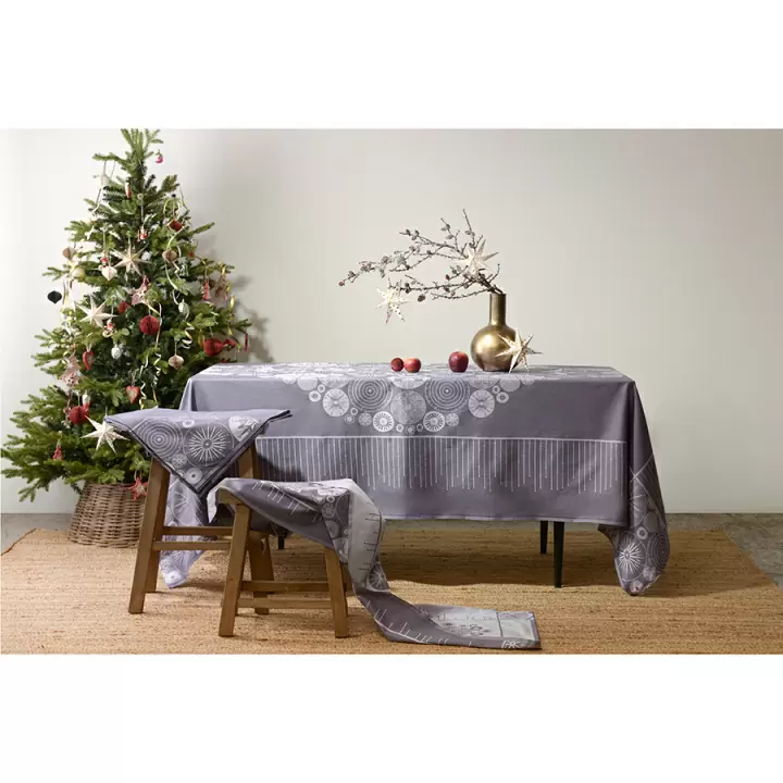 Скатерть из хлопка фиолетово-серого цвета с рисунком Tkano Ледяные узоры, New Year Essential, 180х180 см