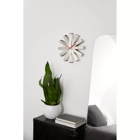 Часы настенные Umbra Ribbon D30 см, сталь