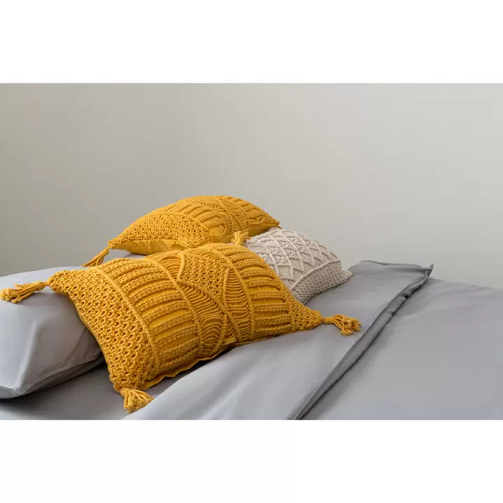 Чехол на подушку макраме горчичного цвета из коллекции ethnic, 35х60 см