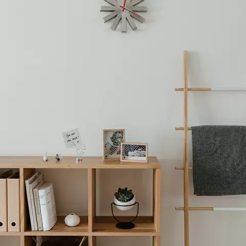 Часы настенные Umbra Ribbon D30 см, сталь