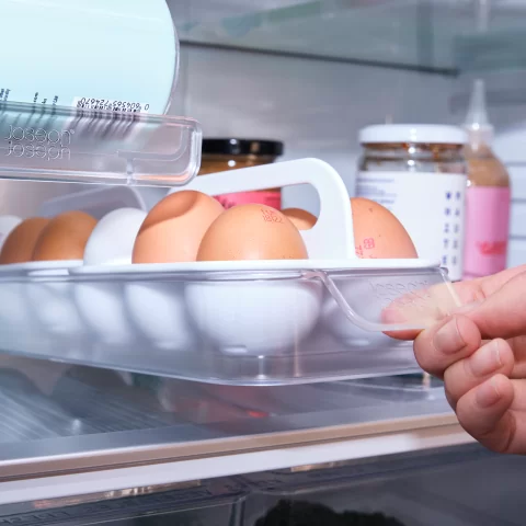 Подставка для хранения яиц в холодильник Joseph Joseph FridgeStore