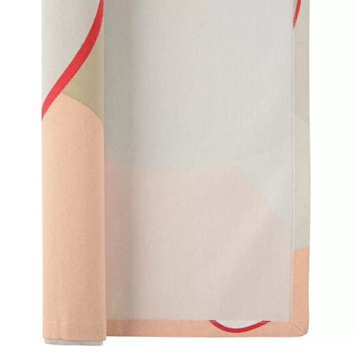 Салфетка сервировочная из хлопка бежевого цвета с авторским принтом из коллекции freak fruit