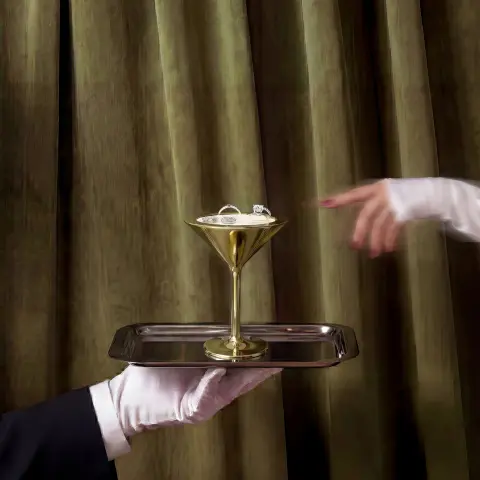 Подставка для колец Umbra Tini Martini, латунь