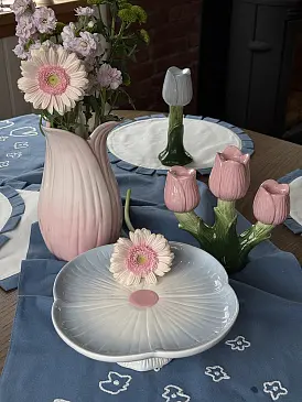 Подсвечник floret голубого цвета из коллекции blossom, 20 см