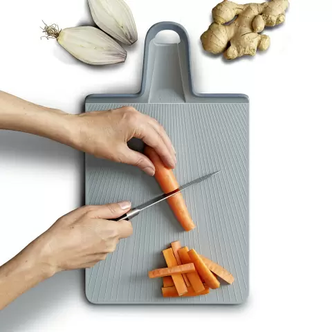 Доска разделочная пластиковая складная Joseph Joseph Chop2Pot Plus Regular