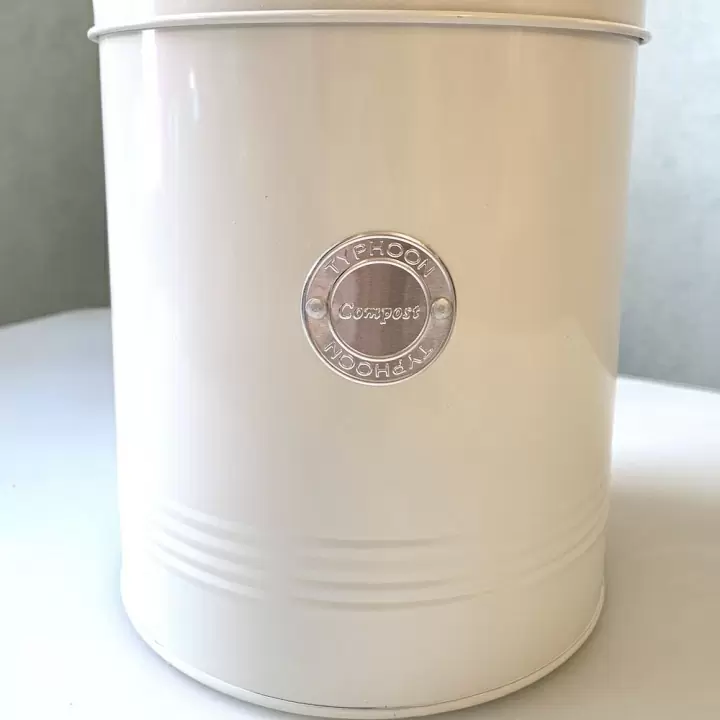 Контейнер для пищевых отходов Living кремовый 2,5 л