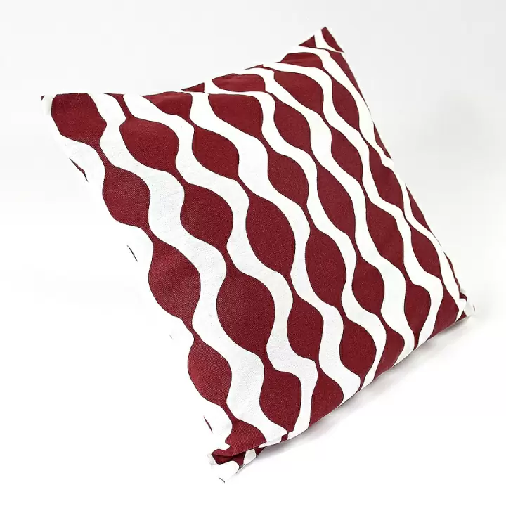 Чехол на подушку traffic, бордового цвета из коллекции cuts&pieces, 45х45 см