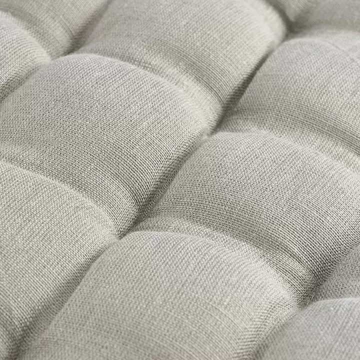 Подушка на стул из стираного льна серого цвета из коллекции essential, 40х40x4 см