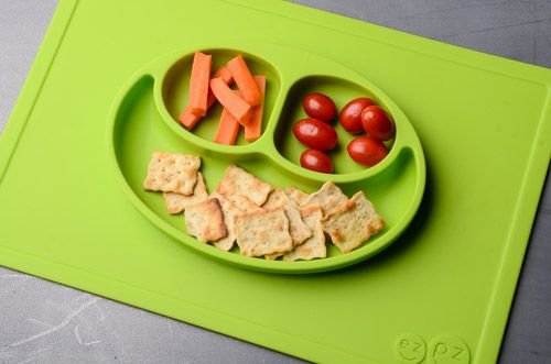 Детская тарелка и коврик 2в1 EZPZ Happy Mat, зеленая