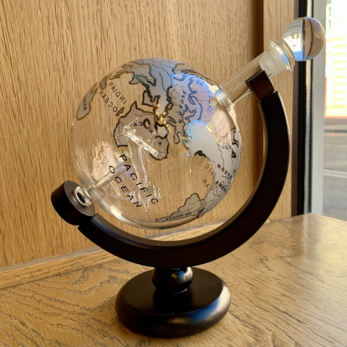 Декантер для виски с деревянной подставкой Globe